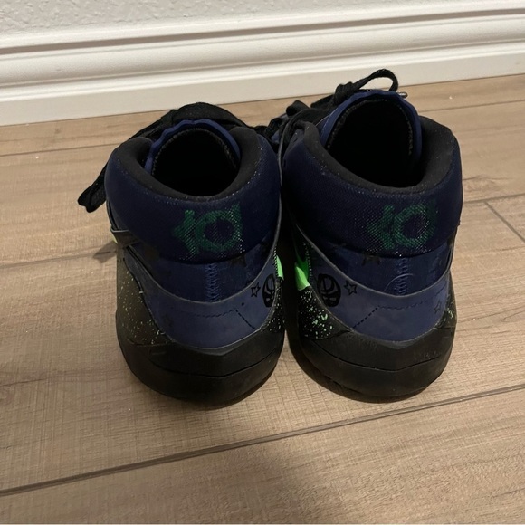 Nike KD 13 Planet of Hoops Midnight Blue/ Black/ Electric Green Size 8 - Picture 5 of 9